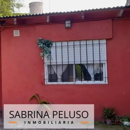 Buy this 2 bed house on Avelino Palacios 2343 in Partido de Morón, 1722 Castelar