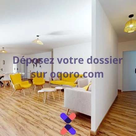 Rent this 11 bed apartment on 6 Chemin de la Belle Étoile in 44119 Treillières, France