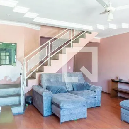 Buy this 3 bed house on Rua das Begônias in Assunção, São Bernardo do Campo - SP