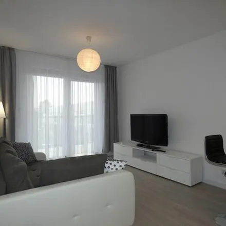 Rent this 2 bed apartment on Chojny Park II - blok 1 in Sąsiedzka 72A, 93-330 Łódź