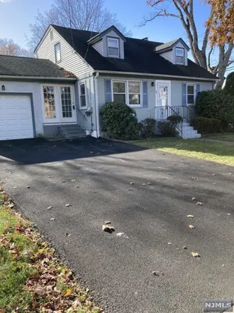 Rent this 4 bed house on Waldwick Volunteer Ambulance Corps in Whites Lane, Waldwick
