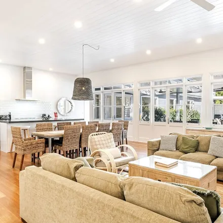 Rent this 6 bed house on Byron Bay NSW 2481