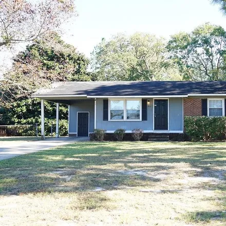 Buy this 3 bed house on 855 Kaywood Drive in Warrenwood, Fayetteville