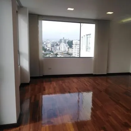 Rent this 3 bed apartment on Pedro Sarmiento De Gamboa OE4-182 in 170521, Quito