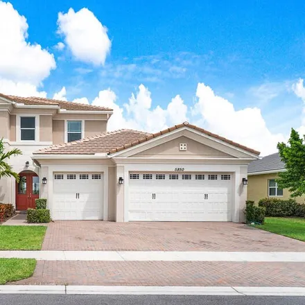 Buy this 6 bed house on 39 Island Drive in Boynton Beach, FL 33436