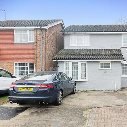 Buy this 4 bed house on Galloway Close in Bletchley, MK3 7TB
