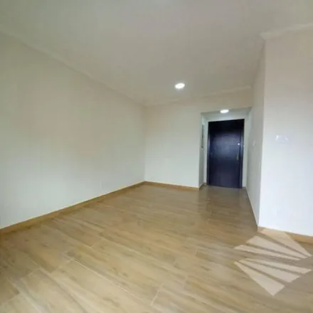 Rent this 2 bed apartment on Rua Marquês do Herval in Centro, Taubaté - SP
