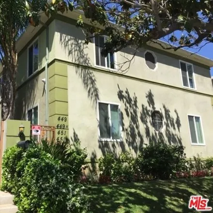 Rent this 2 bed house on 449 S Doheny Dr in Beverly Hills, California