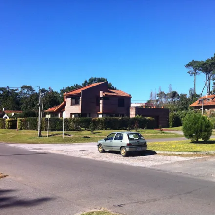 Image 4 - Avenida William Shakespeare 8207, 20000 Punta Del Este, Uruguay - Townhouse for sale