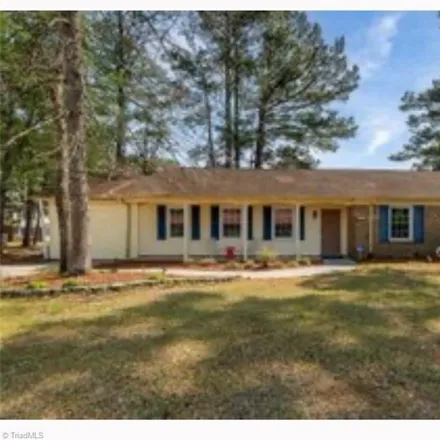 Image 2 - 714 Shadowridge Road, Brynn Marr, Jacksonville, NC 28546, USA - House for sale