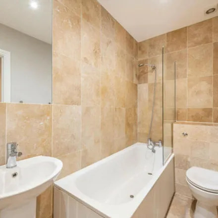 Image 7 - 2 Comerford Road, London, SE4 2AX, United Kingdom - Apartment for sale