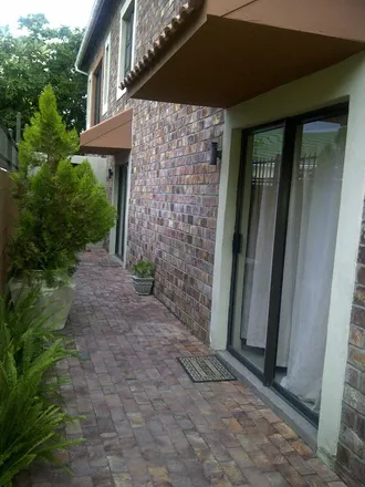 Image 2 - Oudtshoorn Local Municipality, West Bank, WC, ZA - Apartment for rent