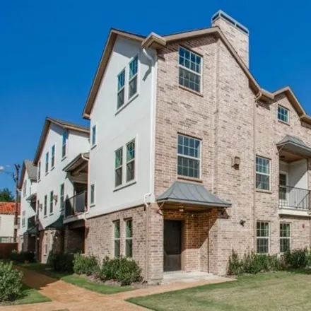 Buy this 3 bed townhouse on Emerson Avenue in University Park, TX 75205