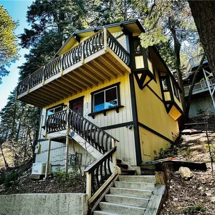 Buy this 3 bed house on 870 Oakmont Lane in Skyforest, Lake Arrowhead