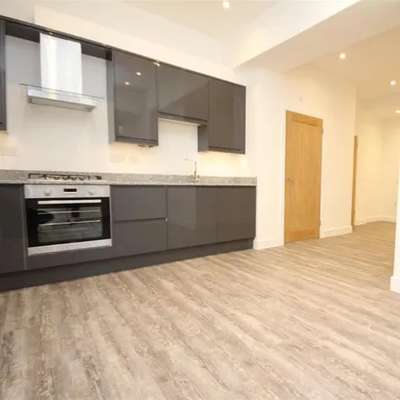 Image 3 - Mathon Court, Guildford, GU1 1SY, United Kingdom - Apartment for rent