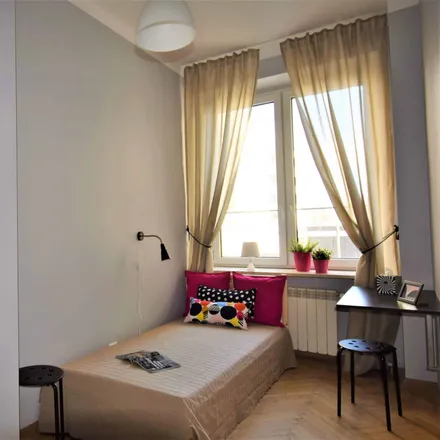 Rent this 6 bed room on Stefana Jaracza 3 in 00-378 Warsaw, Poland