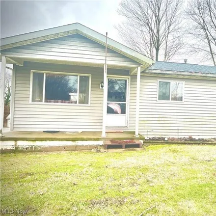 Buy this 3 bed house on 59213 South Acres Road in Byesville, Guernsey County