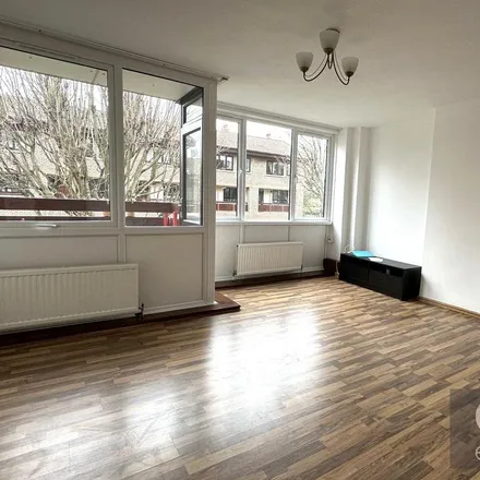 Image 2 - 21-30 Purcell Street, London, N1 6RB, United Kingdom - Apartment for rent