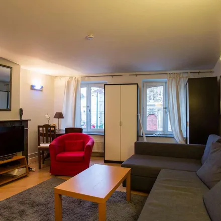 Rent this 1 bed apartment on Place du Béguinage - Begijnhof 4 in 1000 Brussels, Belgium