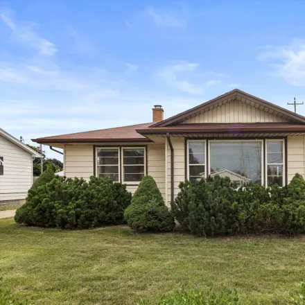 Image 1 - 7955 22nd Avenue, Kenosha, WI 53143, USA - House for sale