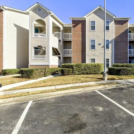 Buy this 3 bed condo on 803 March Court in Wilmington, NC 28405