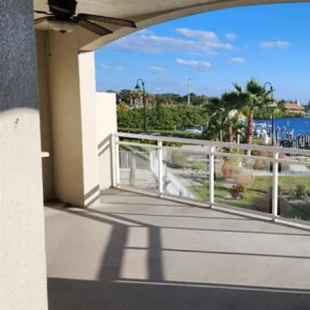 Buy this 2 bed condo on 69 Bayview Parkway in Sarasota County, FL 34275