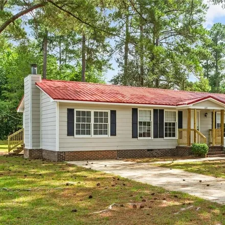 Buy this 3 bed house on 620 North Jackson Street in Raeford, Hoke County