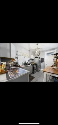 Image 3 - 7931 South Paulina Street, Chicago, IL 60620, USA - House for sale