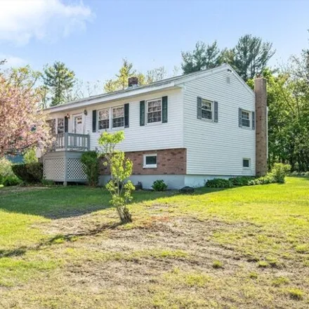 Buy this 3 bed house on 24 Arcadia Road in Billerica, MA 01821