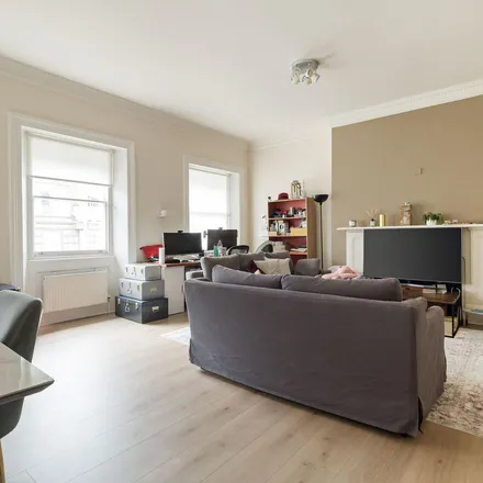 Rent this 2 bed apartment on 31 Lancaster Gate in London, W2 3NP