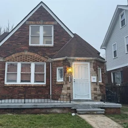 Buy this 5 bed house on 14741 Freeland Street in Detroit, MI 48227