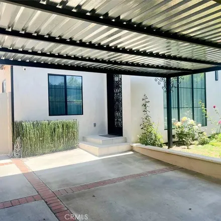 Rent this 3 bed apartment on Alley 87631 in Los Angeles, CA 91401