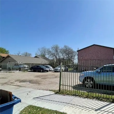 Image 6 - 8607 Putnam Drive, Austin, TX 78757, USA - House for sale