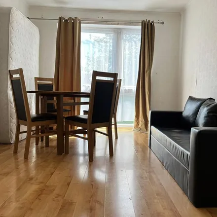 Rent this 1 bed apartment on Dellow Close in Seven Kings, London
