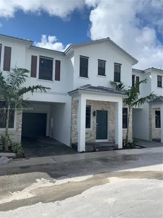 Rent this 3 bed house on 1922 Sw 5 Blvd Unit 1922 in Fort Lauderdale, Florida