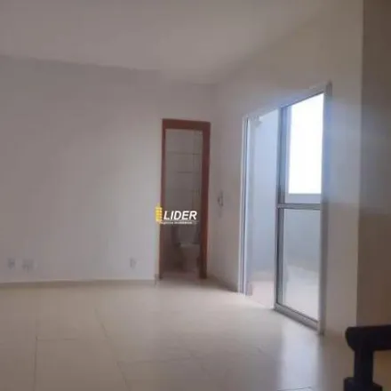 Buy this 2 bed apartment on Rua Vieira Gonçalves in Martins, Uberlândia - MG
