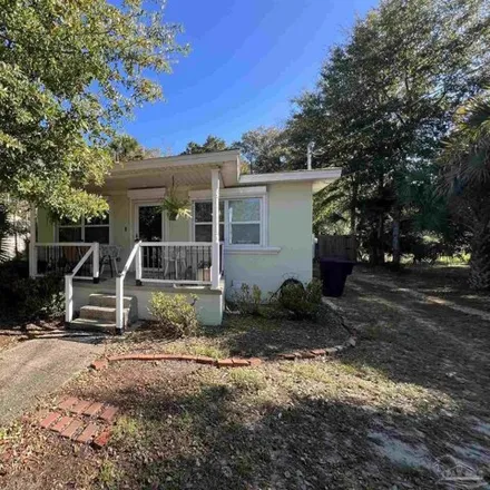 Rent this 2 bed house on Beggs Vocational School in North B Street, Pensacola