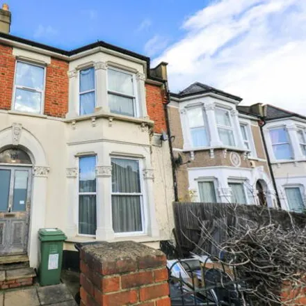 Image 1 - Minard Road, Sandhurst Road, London, SE6 1UU, United Kingdom - Townhouse for sale