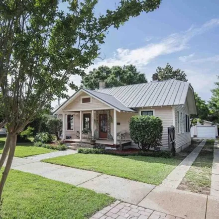 Buy this 3 bed house on 1477 East Gonzalez Street in Pensacola, FL 32501