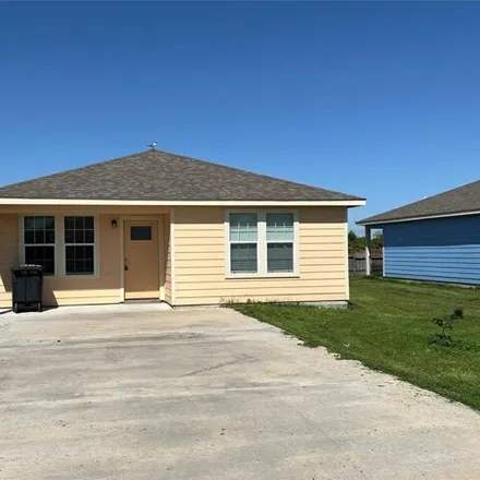 Rent this 2 bed house on Avenue D in Texas City, TX 77518