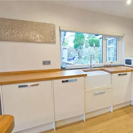 Image 7 - Lyndsey Court, Keighley, West Yorkshire, Bd22 - House for sale