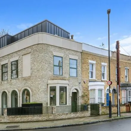 Buy this 3 bed house on 106 Lilford Road in London, SE5 9HR