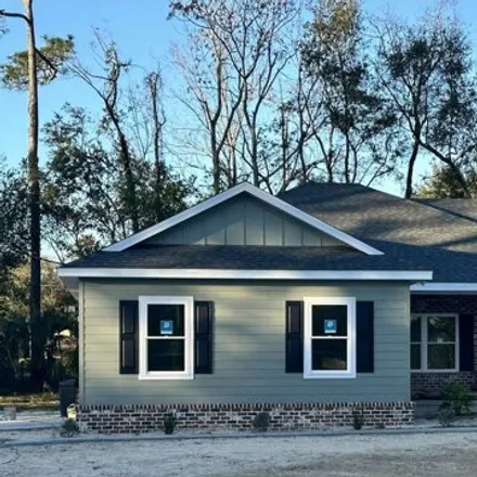 Buy this 3 bed house on 8802 129th Court in Suwannee County, FL 32060