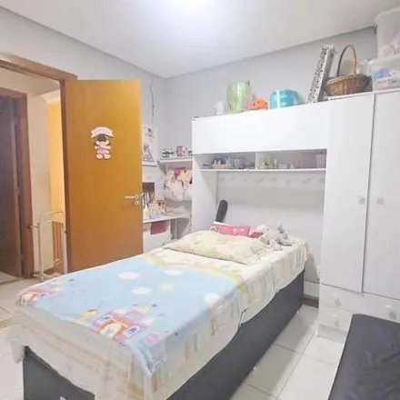 Buy this 2 bed house on Mercadinho Braga Mendes in Rua Abrantes, Inocoop / Bellavista