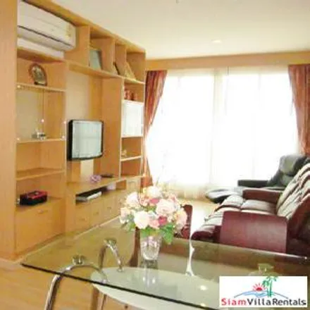 Rent this 1 bed apartment on bunker in Soi Si Lom 11, Lalai Sap