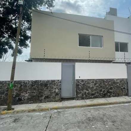 Buy this 4 bed house on Vía de Ferrocarril in Jacarandas, 62350 Cuernavaca