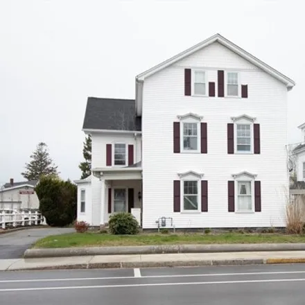 Buy this 7 bed house on 84 Broadway in Taunton, MA 02780