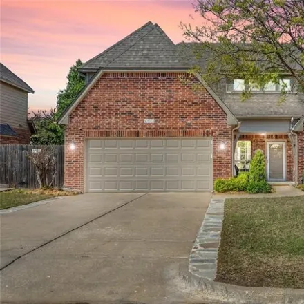 Buy this 4 bed house on 9309 East 77th Street in Tulsa, OK 74133