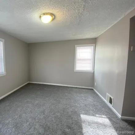 Image 7 - 33518 Berville Court, Westland, MI 48186, USA - House for rent