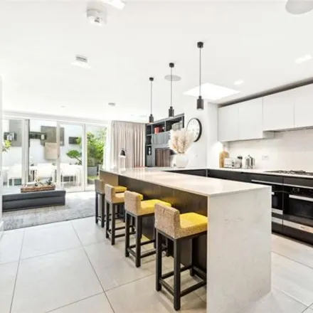 Image 1 - 103 Bishop's Road, London, SW6 7AX, United Kingdom - Townhouse for sale